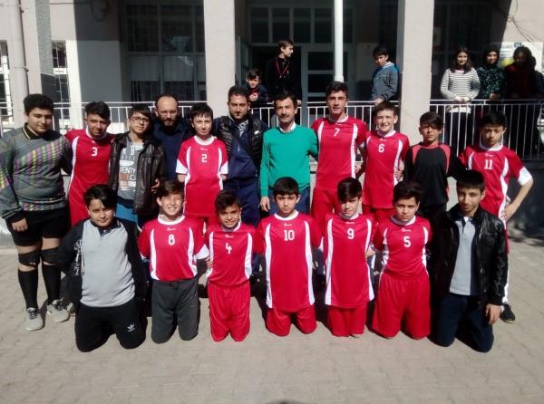 Futsal Takımımız Son 16 Takıma Kalma Başarısı Gösterdi